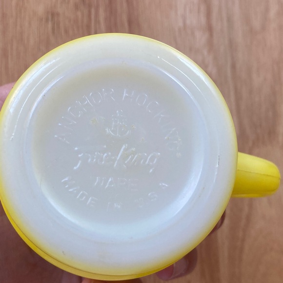 Anchor Hocking Fire-King Vintage Mug - Picture 2 of 4